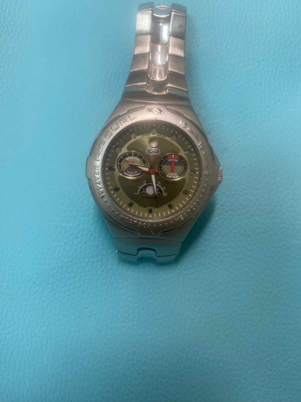Rip Curl “ATS Ripmaster”Men’s Stainless Steel Watch - Olive Dial
